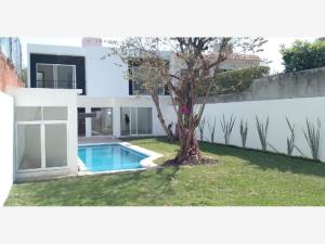 Casa en venta en Las Fincas, Jiutepec — foto 3 de 33