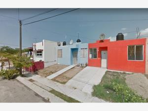 Casa en venta en Valle Paraiso, Manzanillo — foto 3 de 10
