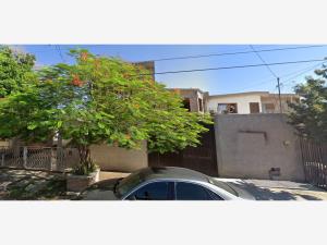 Casa en venta en Jardines de California, Torreón — foto 2 de 7