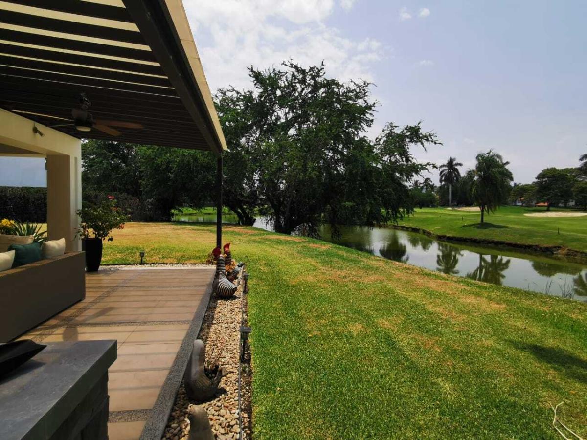Casa en venta en Paraíso Country Club, Emiliano Zapata — foto 1 de 24