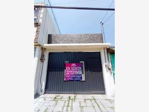 Casa en INFONAVIT Bosques San Sebastían, Puebla, Puebla