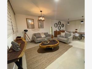 Casa en venta en El Condado, Corregidora — foto 2 de 15
