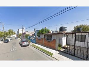 Casa en venta en Parque Residencial Coacalco 1a Sección, Coacalco de Berriozábal — foto 2 de 17
