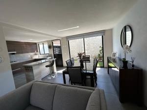 Casa en venta en San Salvador Tizatlalli, Metepec — foto 2 de 15