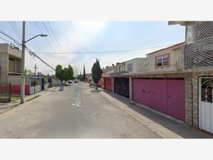 Casa en venta en Real de San Martín, Valle de Chalco Solidaridad — foto 3 de 5