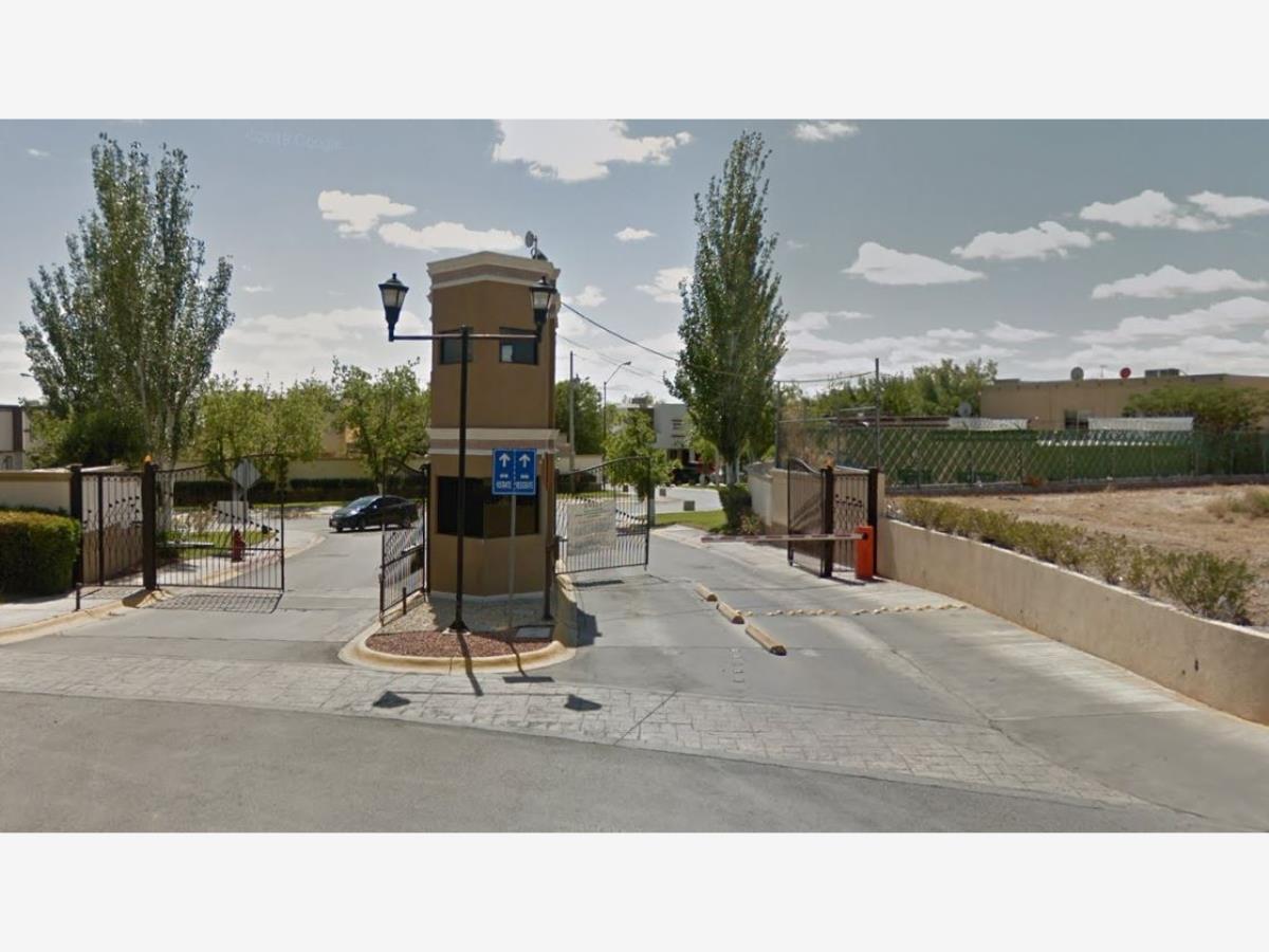 Casa en venta en Paseo de los Nogales, Juárez — foto 1 de 7