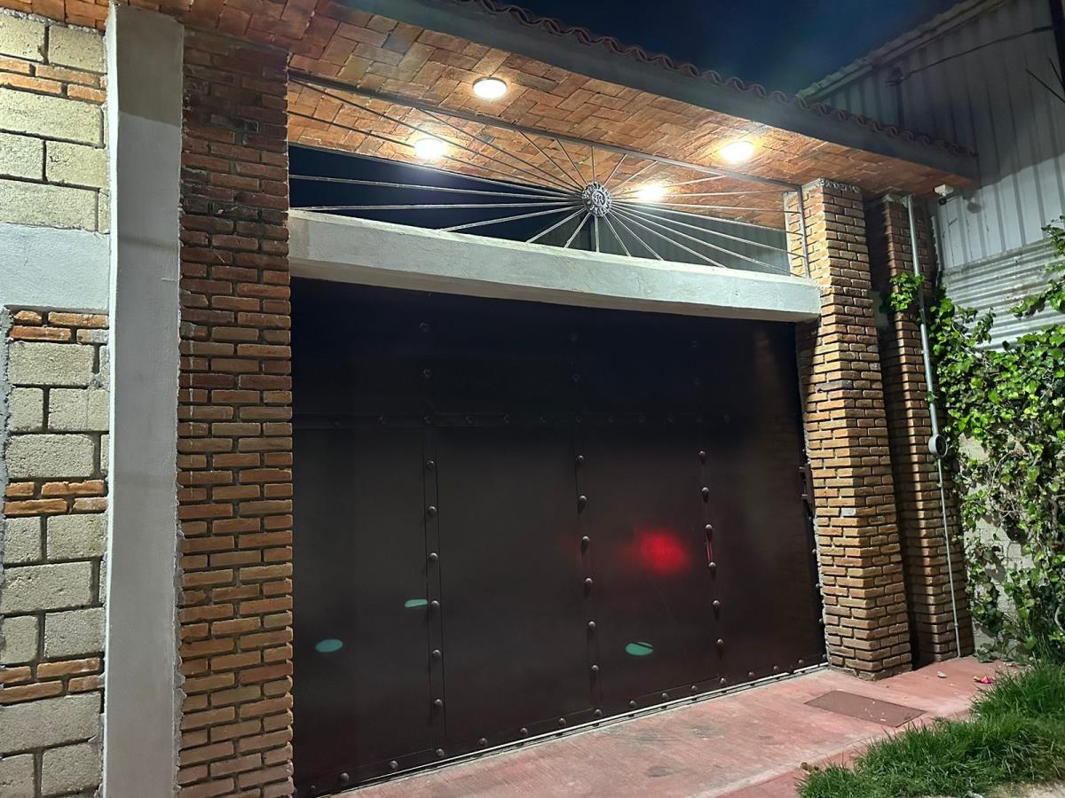Casa en renta en Santa Maria Totoltepec, Toluca — foto 1 de 21