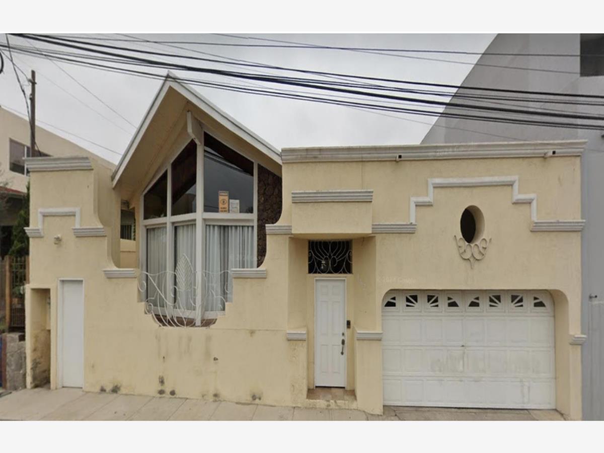 Casa en venta en Moderna, Ensenada — foto 1 de 10