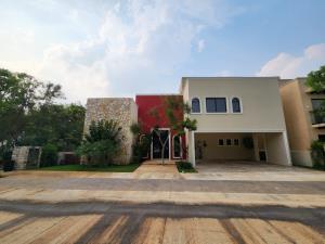 Casa en venta en Yucatán Country Club, Mérida — foto 3 de 11