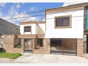 Casa en remate en Las Fuentes, Reynosa, Tamaulipas