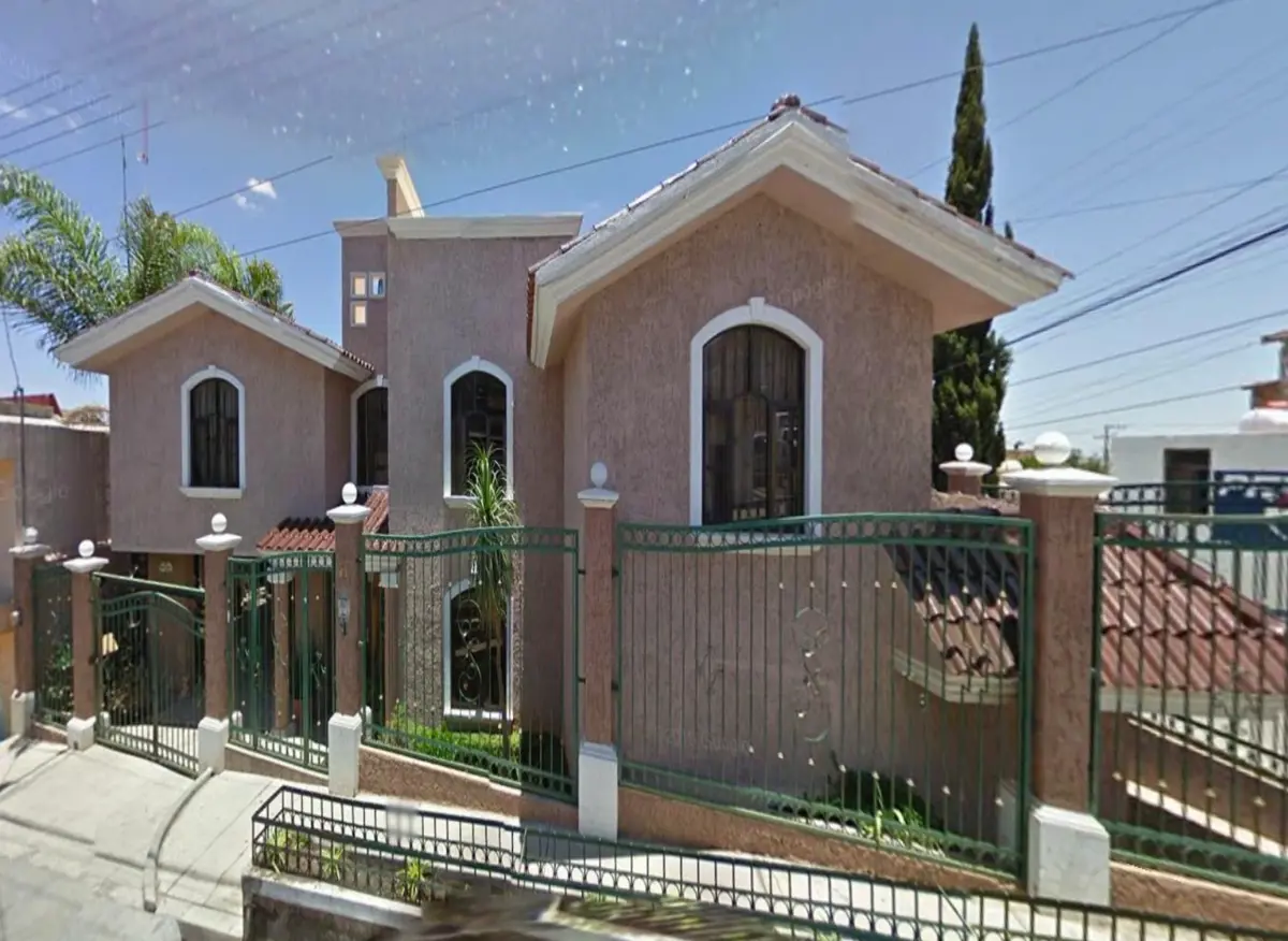 Casa en venta en Centro, Guadalupe — foto 1 de 6