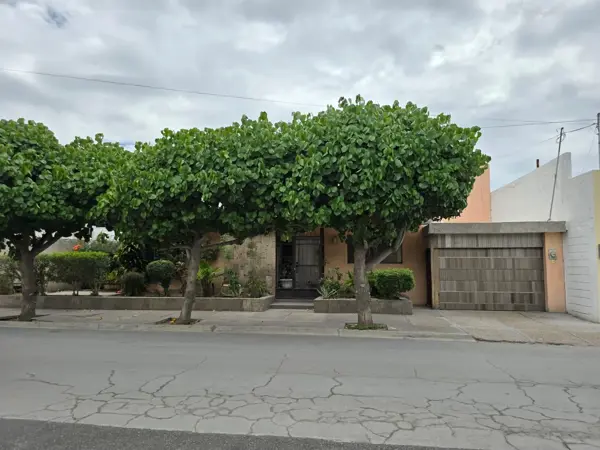 Casa en venta en Ampliación los Ángeles, Torreón — foto 2 de 41