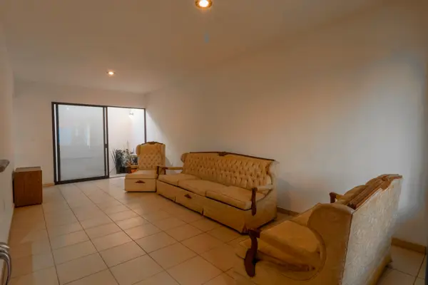 Casa en venta en Lomas de Cortes, Cuernavaca — foto 2 de 36