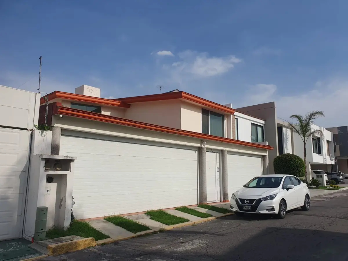 Casa en venta en Momoxpan, San Pedro Cholula — foto 1 de 34