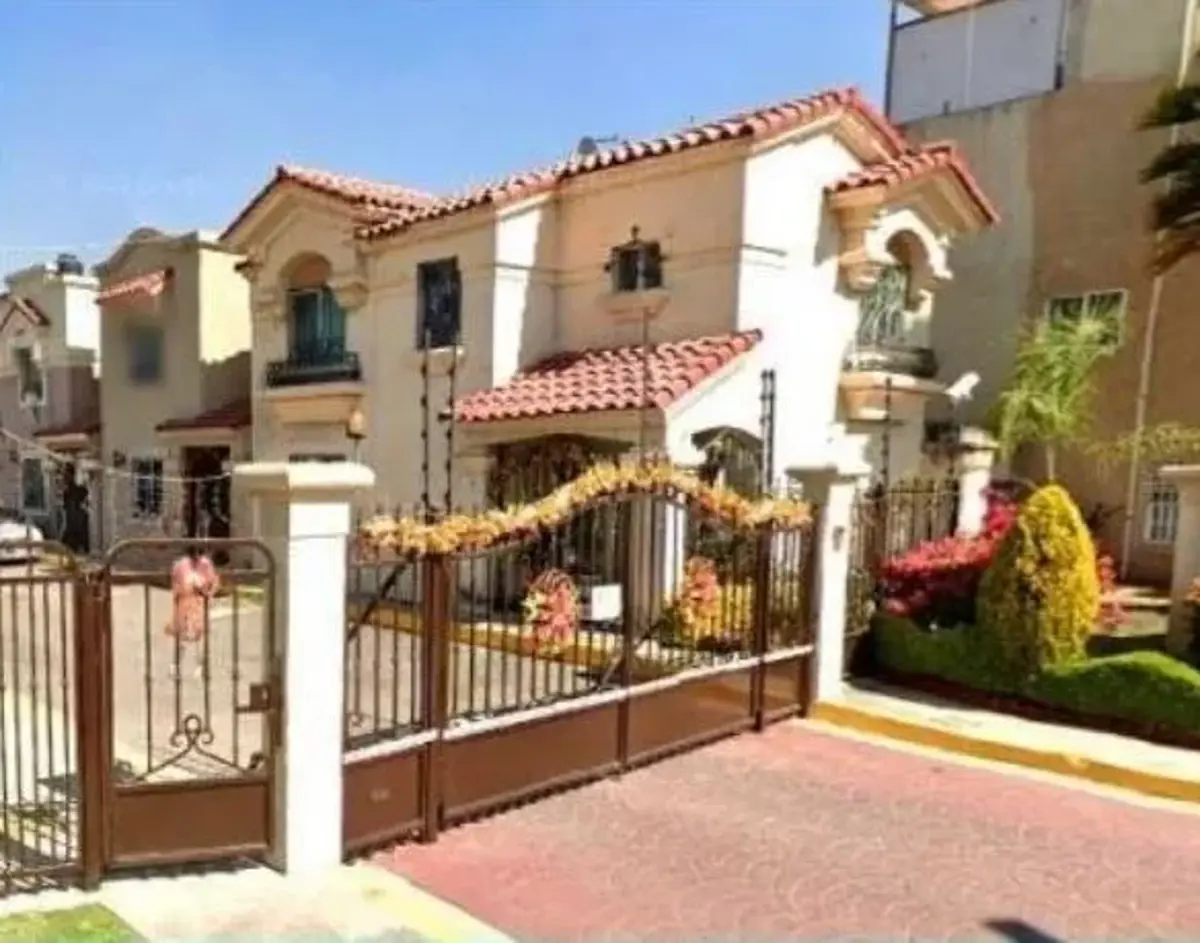 Casa en venta en Urbi Quinta Montecarlo, Cuautitlán Izcalli — foto 1 de 13