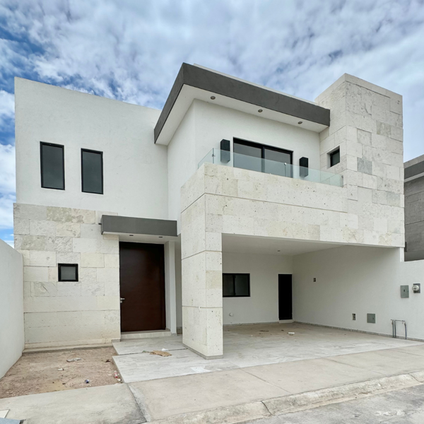 Casa en venta en Los Viñedos, Torreón — foto 2 de 24