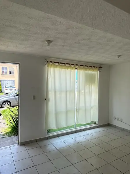 Casa en venta en Hacienda del Valle II, Toluca — foto 2 de 12