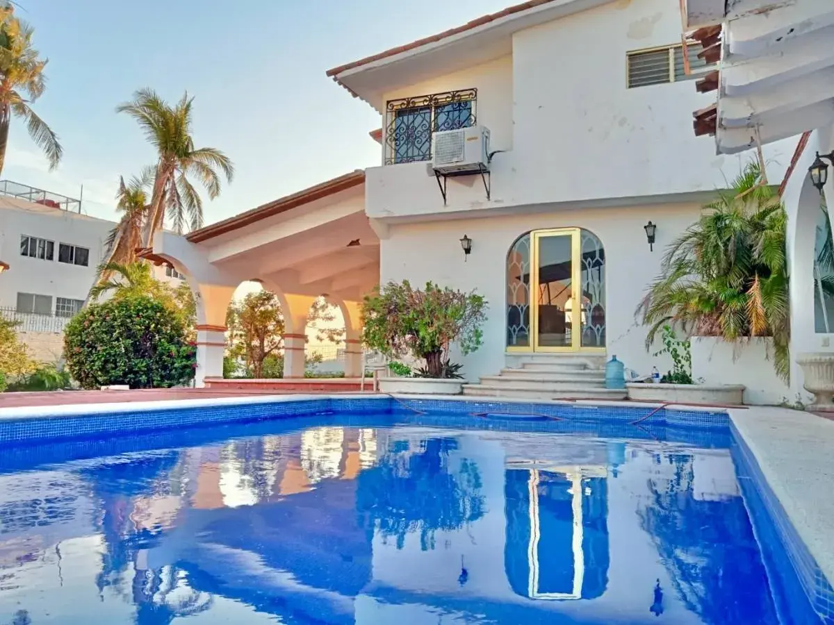 Casa en venta en Hornos Insurgentes, Acapulco de Juárez — foto 1 de 15