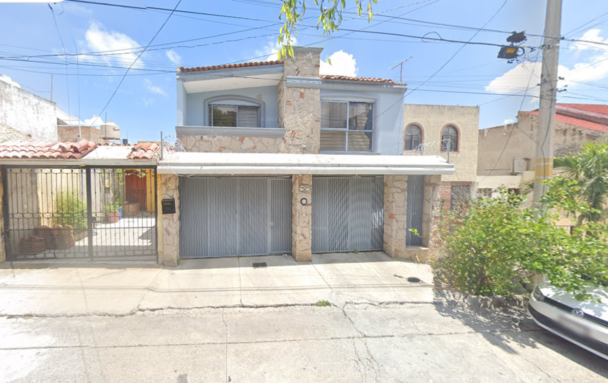 Casa en venta en Jardines Alcalde, Guadalajara — foto 1 de 9