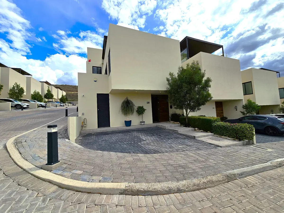 Casa en renta en Zibatá, El Marqués — foto 1 de 27