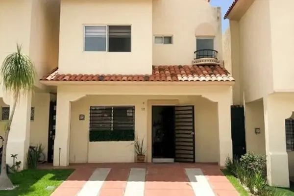 Casa en Residencial Alta California, Tlajomulco de Zúñiga, Jalisco