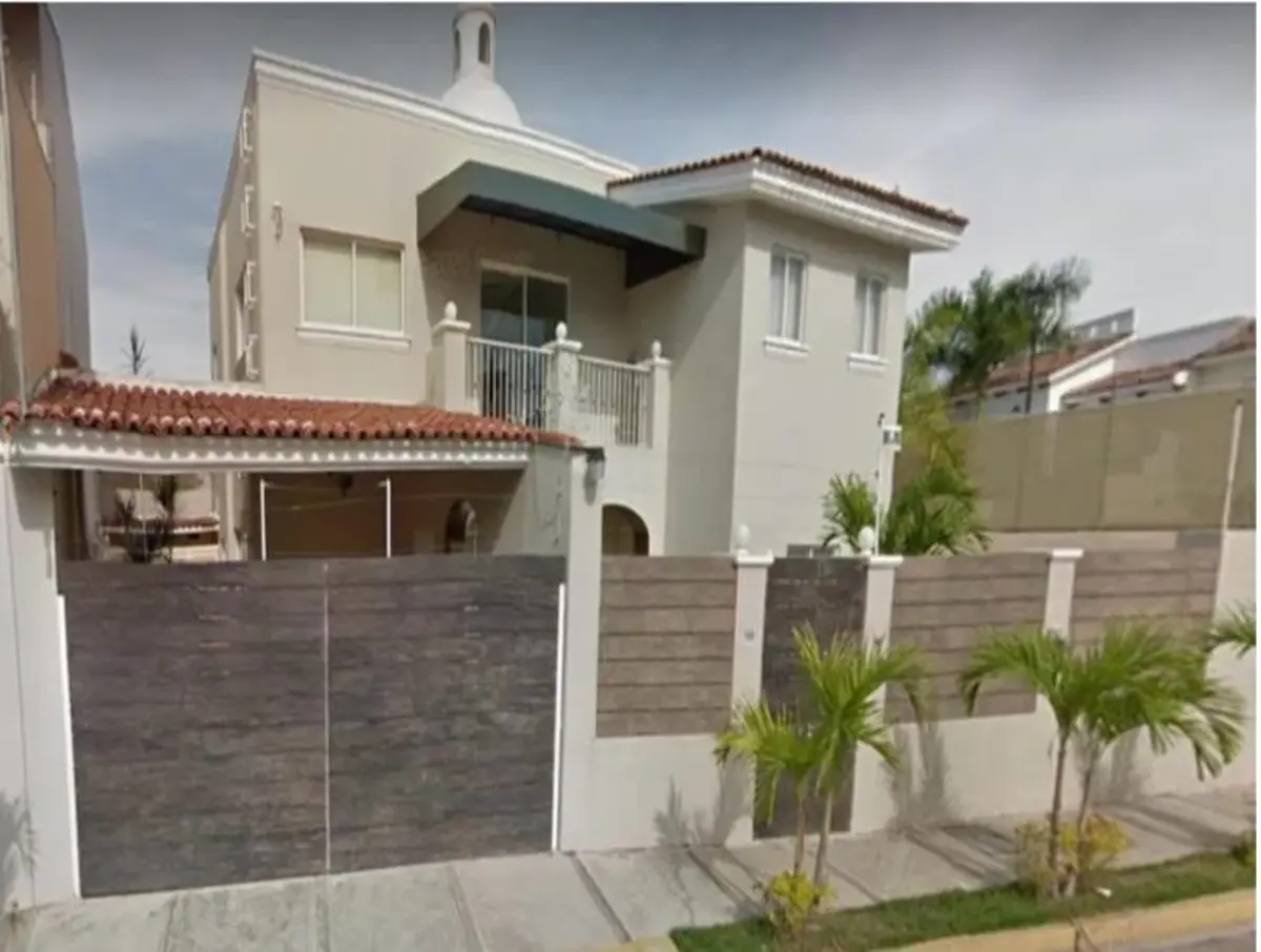 Casa en venta en Diaz Ordaz, Puerto Vallarta — foto 1 de 7