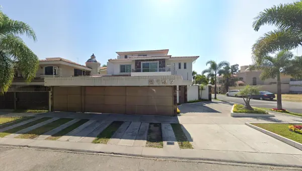 Casa en venta en Bugambilias, Zapopan — foto 2 de 15