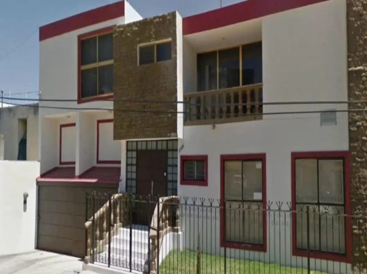 Casa en venta en Jardines del Country, Guadalajara — foto 1 de 8