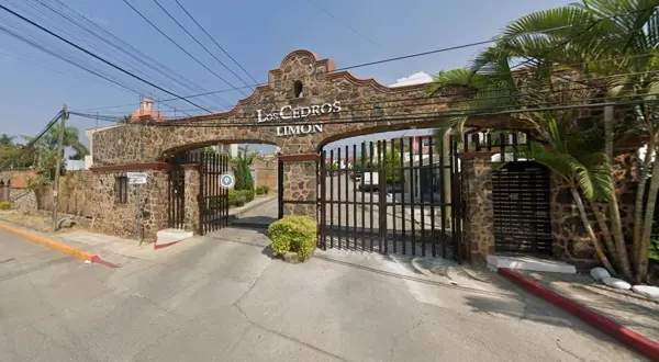 Casa en venta en Lomas de Tzompantle, Cuernavaca — foto 2 de 14