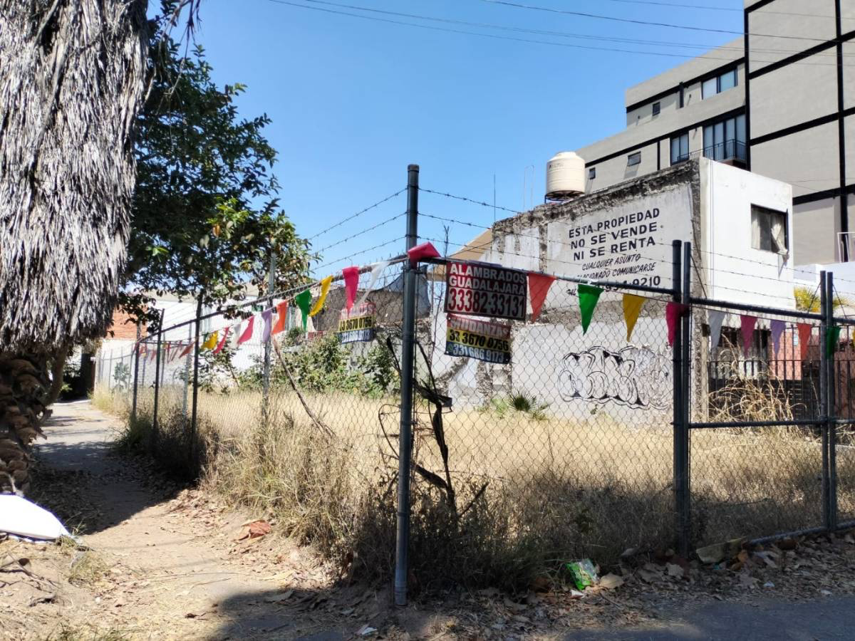 Terreno en venta en Jardines del Bosque Norte, Guadalajara — foto 1 de 4