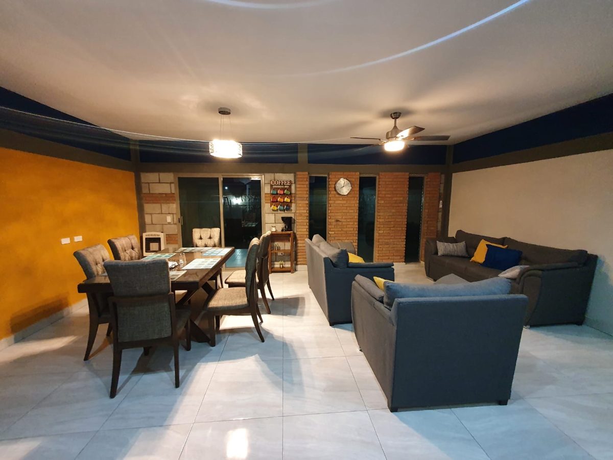 Casa en renta en San Miguel, Matamoros — foto 1 de 24