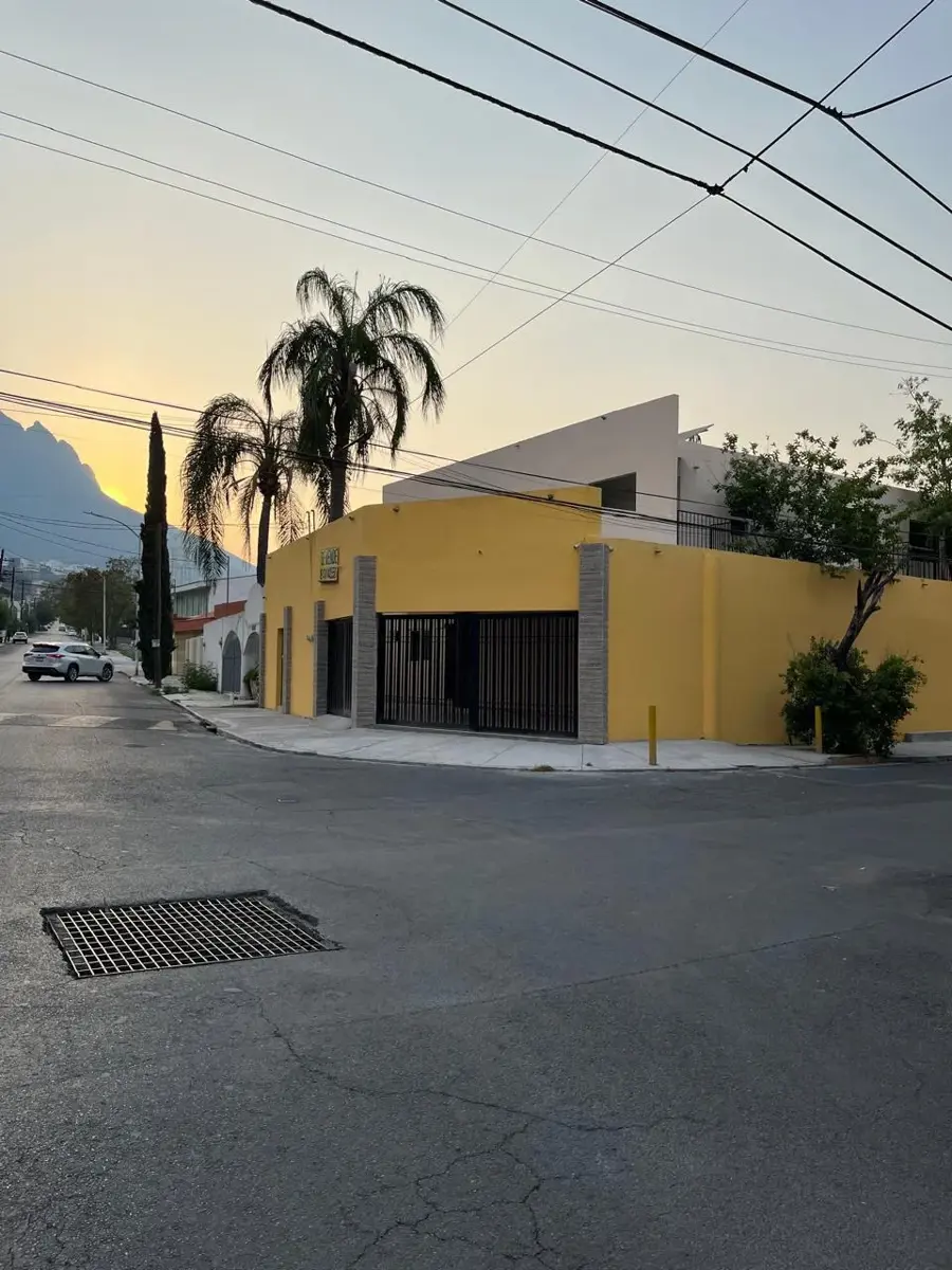 Casa en venta en Vista Hermosa, Monterrey — foto 1 de 18