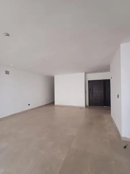 Casa en venta en Rincón de los Encinos, Saltillo — foto 2 de 12