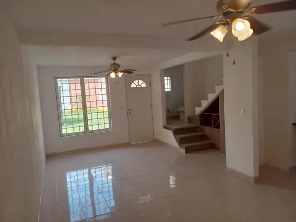 Casa en venta en Conj Hab Villareal Lomas de Cuautla, Cuautla — foto 3 de 17