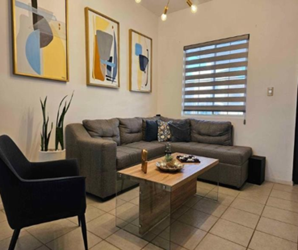 Casa en venta en Génova, Juárez — foto 2 de 9