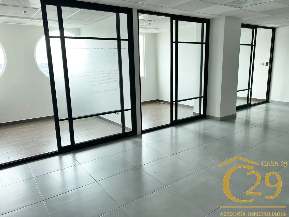 Oficina en renta en Valle de las Palmas, Huixquilucan — foto 1 de 12