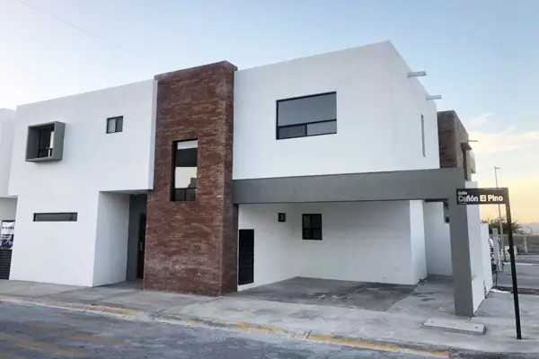 Casa en venta en Cordillera, Saltillo — foto 2 de 16