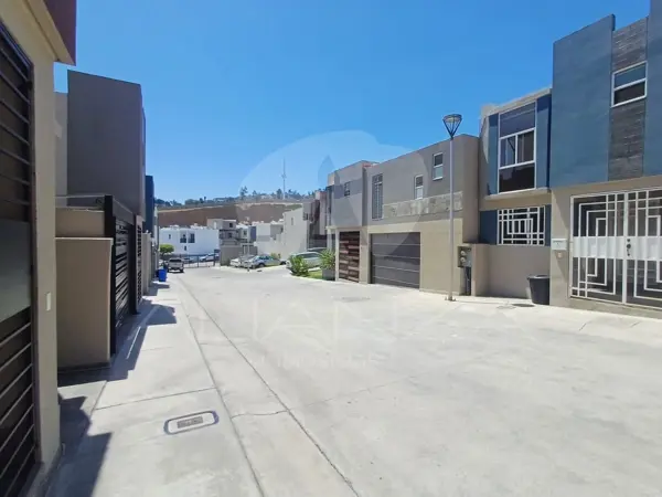 Casa en renta en Valle del Pedregal, Tijuana, Baja California