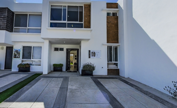 Casa en venta en Cordillera, León — foto 2 de 44