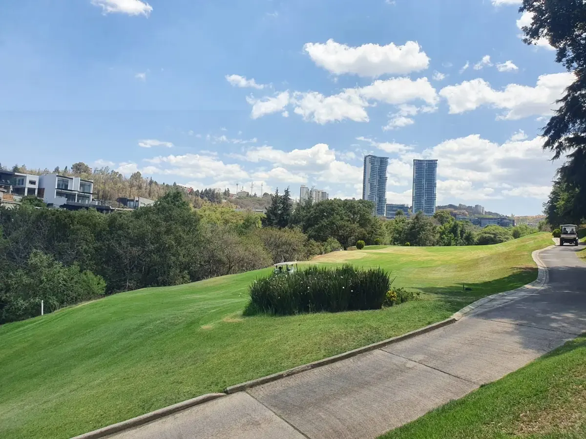 Terreno en venta en Bosque Real, Huixquilucan — foto 1 de 14