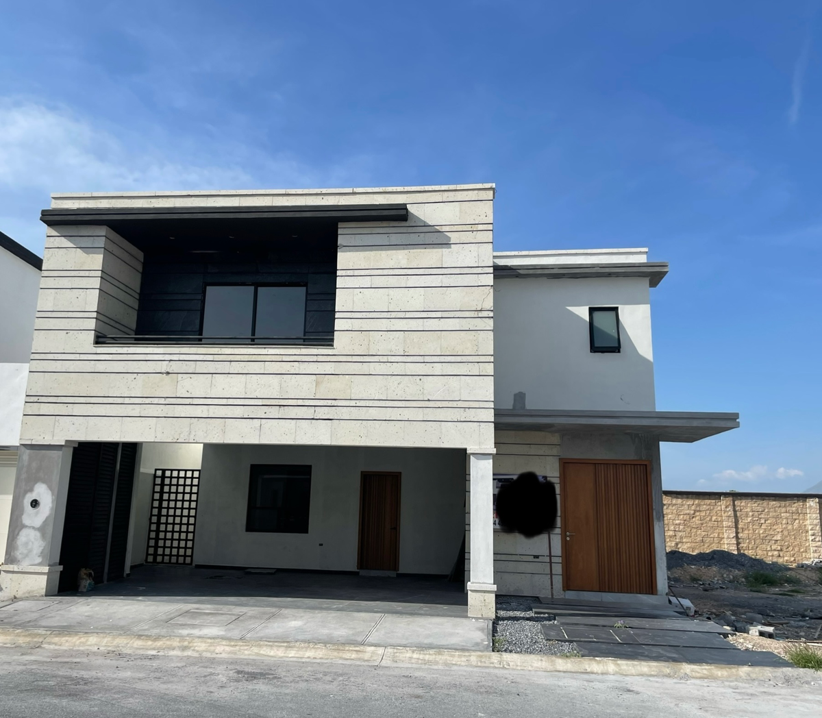 Casa en venta en La Escondida, Saltillo — foto 1 de 19