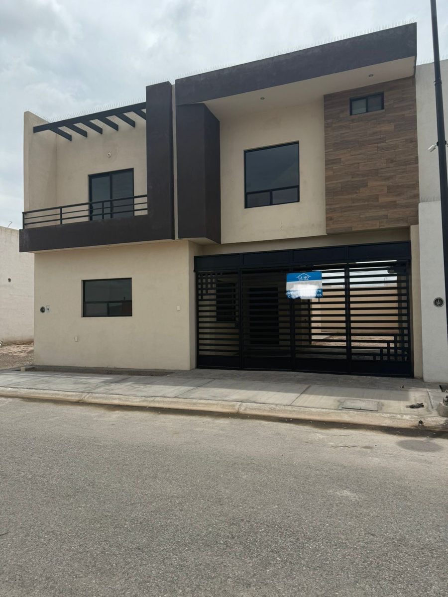 Casa en venta en Villas del Renacimiento, Torreón — foto 1 de 14