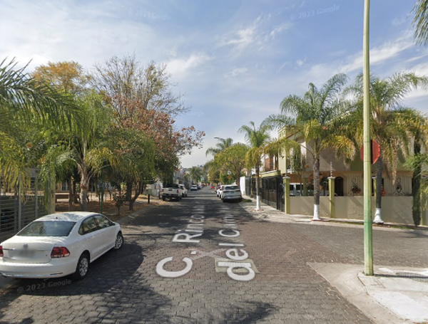 Casa en venta en Real de Valdepeñas, Zapopan — foto 2 de 11