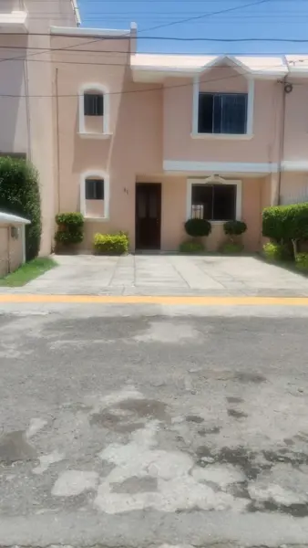 Casa en venta y renta en El Potrero, Ecatepec de Morelos, México