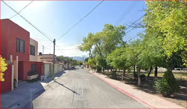 Casa en venta en Alpes Norte, Saltillo — foto 3 de 7