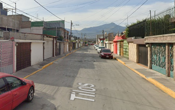 Casa en venta en Villa de las Flores 1a Sección (Unidad Coacalco), Coacalco de Berriozábal — foto 3 de 18