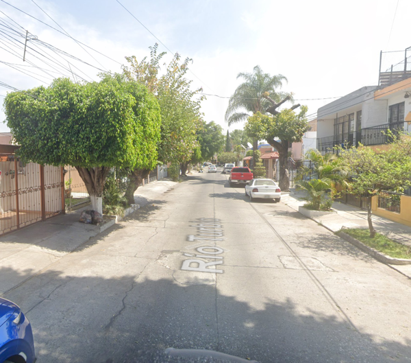 Casa en venta en Jardines del Rosario, Guadalajara — foto 2 de 10