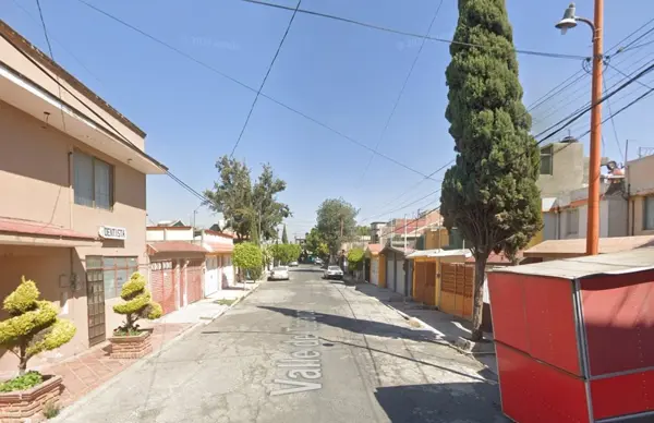 Casa en venta en Valle de Aragón 3ra Sección Oriente, Ecatepec de Morelos — foto 2 de 13