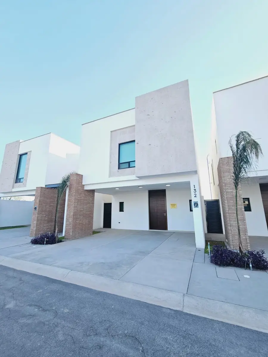 Casa en venta en Residencial Senderos, Torreón — foto 1 de 13