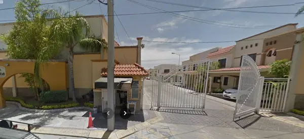 Casa en venta en Villas de Irapuato, Irapuato — foto 3 de 17